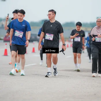 Runner Photo 7525603