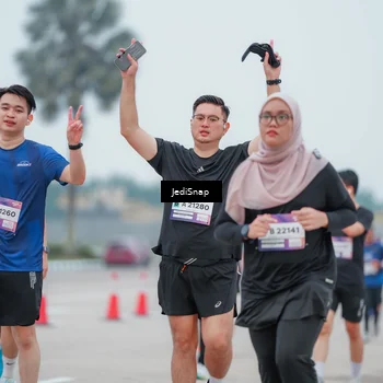 Runner Photo 7525619