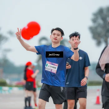 Runner Photo 7525622