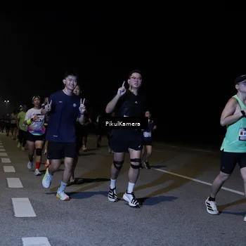 Runner Photo 7525624