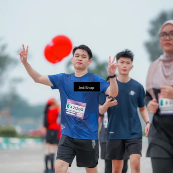 Runner Photo 7525628