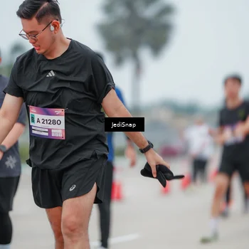 Runner Photo 7525638