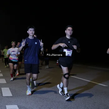 Runner Photo 7525643