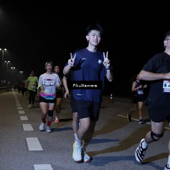 Runner Photo 7525655