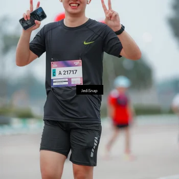Runner Photo 7525663