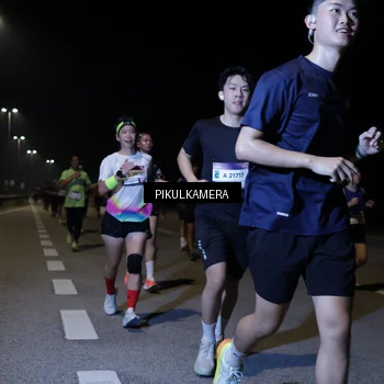 Runner Photo 7525665