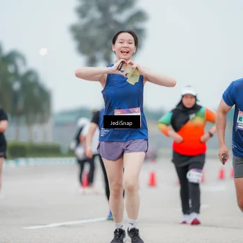 Runner Photo 7525668