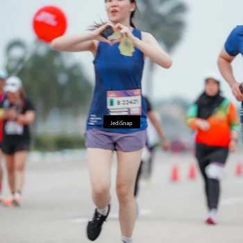 Runner Photo 7525677
