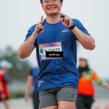 Runner Photo 7525682