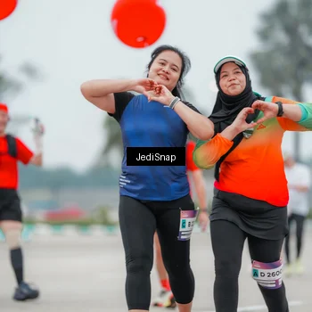 Runner Photo 7525689