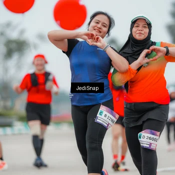 Runner Photo 7525696