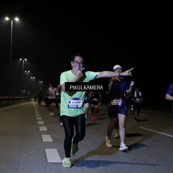 Runner Photo 7525698