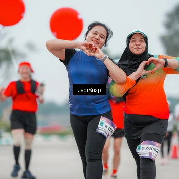Runner Photo 7525700