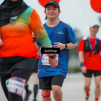 Runner Photo 7525703