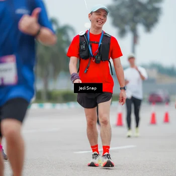 Runner Photo 7525705