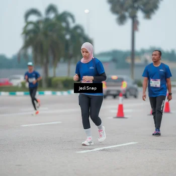 Runner Photo 7525765