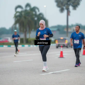 Runner Photo 7525766