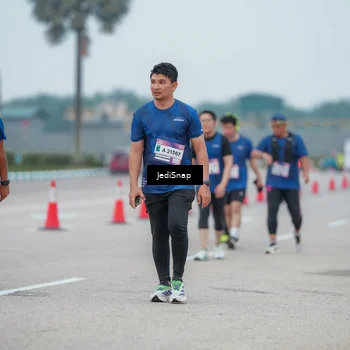 Runner Photo 7525784