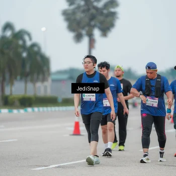 Runner Photo 7525785
