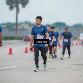 Runner Photo 7525786