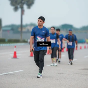 Runner Photo 7525787