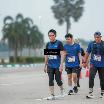 Runner Photo 7525793