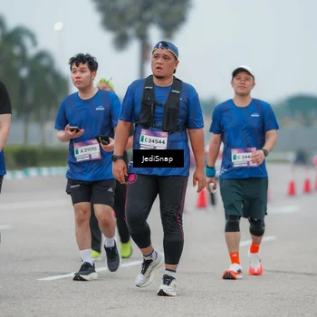 Runner Photo 7525802