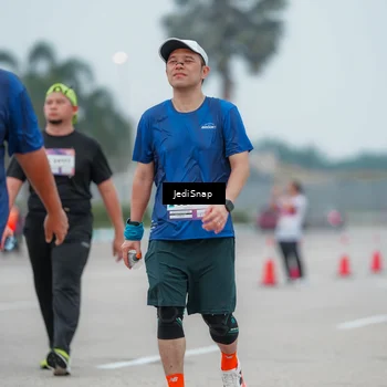 Runner Photo 7525811