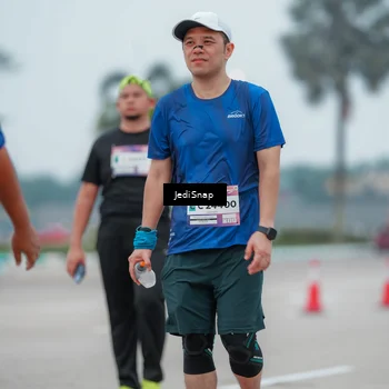Runner Photo 7525819