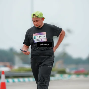 Runner Photo 7525823