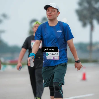 Runner Photo 7525824