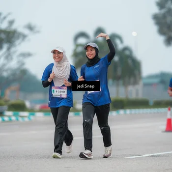 Runner Photo 7525834