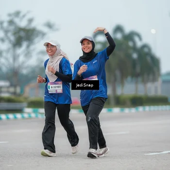 Runner Photo 7525839