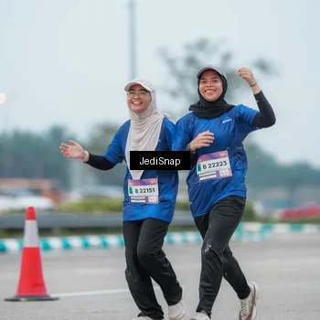 Runner Photo 7525840