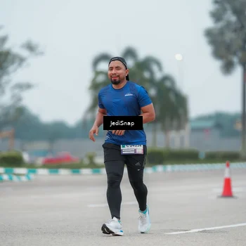 Runner Photo 7525846
