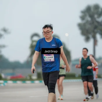 Runner Photo 7525863