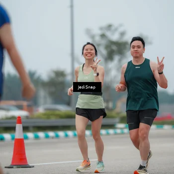 Runner Photo 7525870