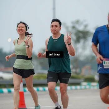 Runner Photo 7525874