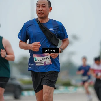 Runner Photo 7525878