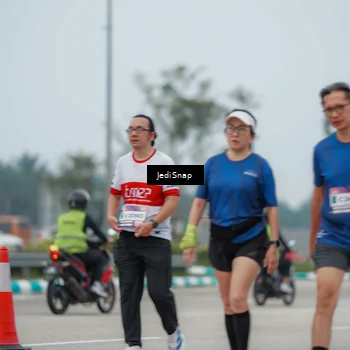 Runner Photo 7525886