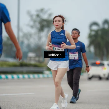 Runner Photo 7525897