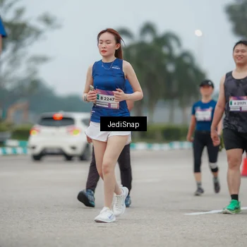 Runner Photo 7525899