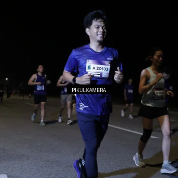 Runner Photo 7525911