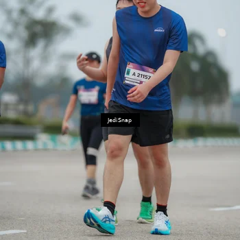 Runner Photo 7525912