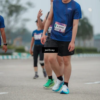 Runner Photo 7525913