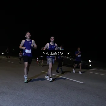 Runner Photo 7525915