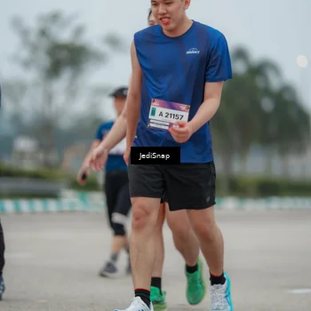 Runner Photo 7525916