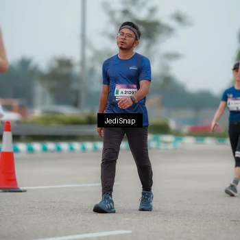 Runner Photo 7525924