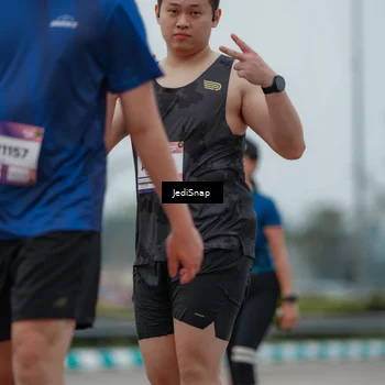 Runner Photo 7525929