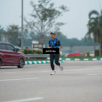 Runner Photo 7525930